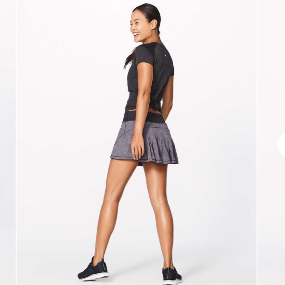 LULULEMON purple Circuit Breaker Skirt II